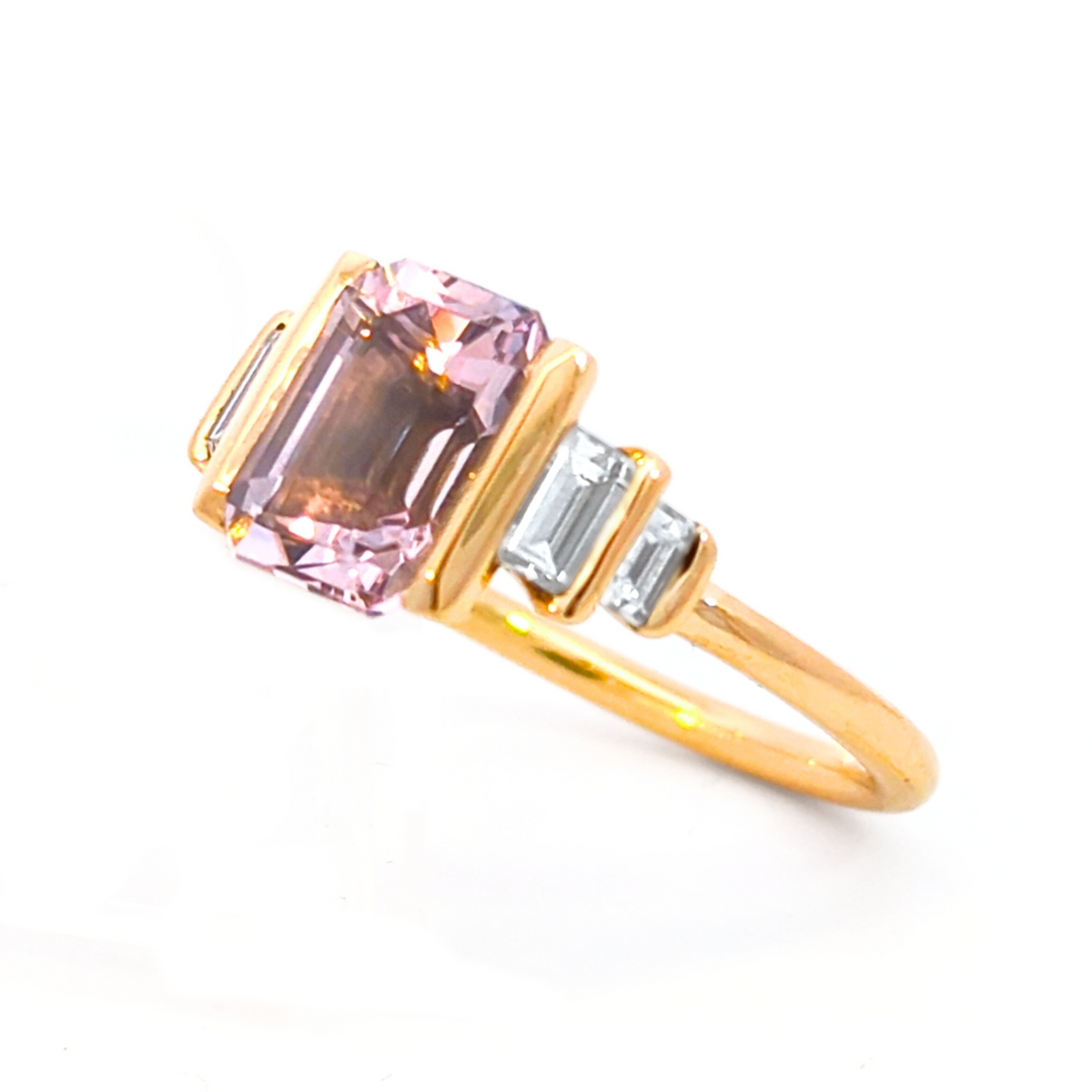 Création – Bague – Or Jaune – Morganite – Diamants – vue 2