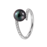 J&A 1970 – Bague – Or Blanc, perle & diamants