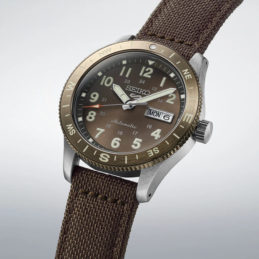 Seiko – Montre – Seiko 5 – vue 3